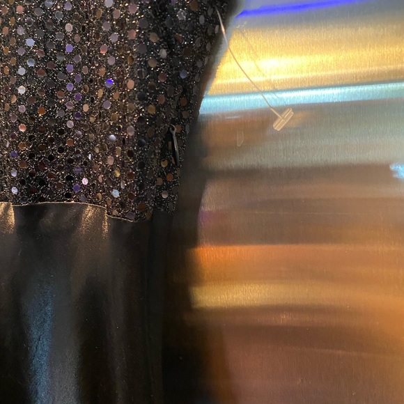 New  black satin dress - Picture 3 of 6